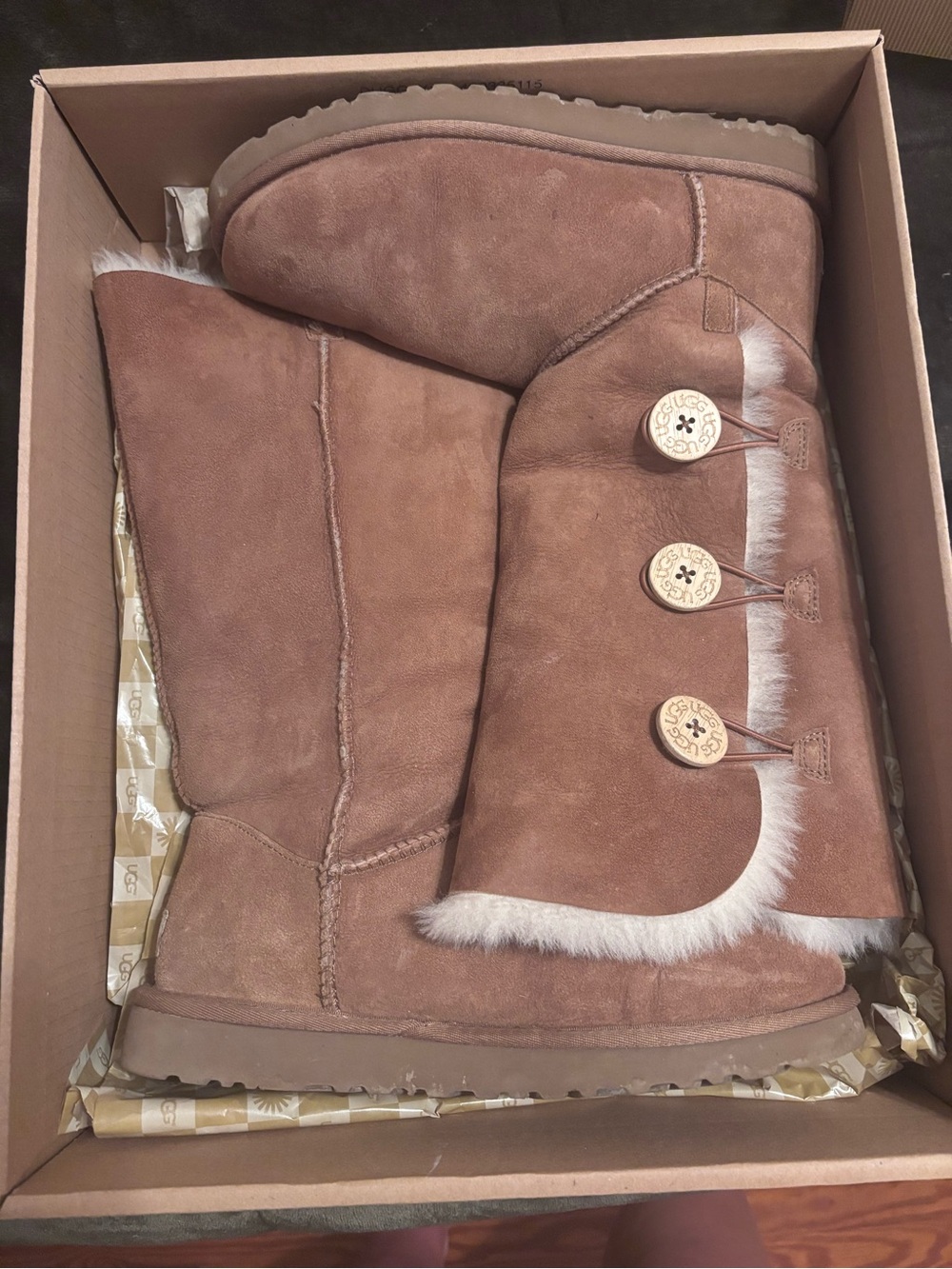 UGG W Bailey Button Triplet Chestnut Boots - Brown